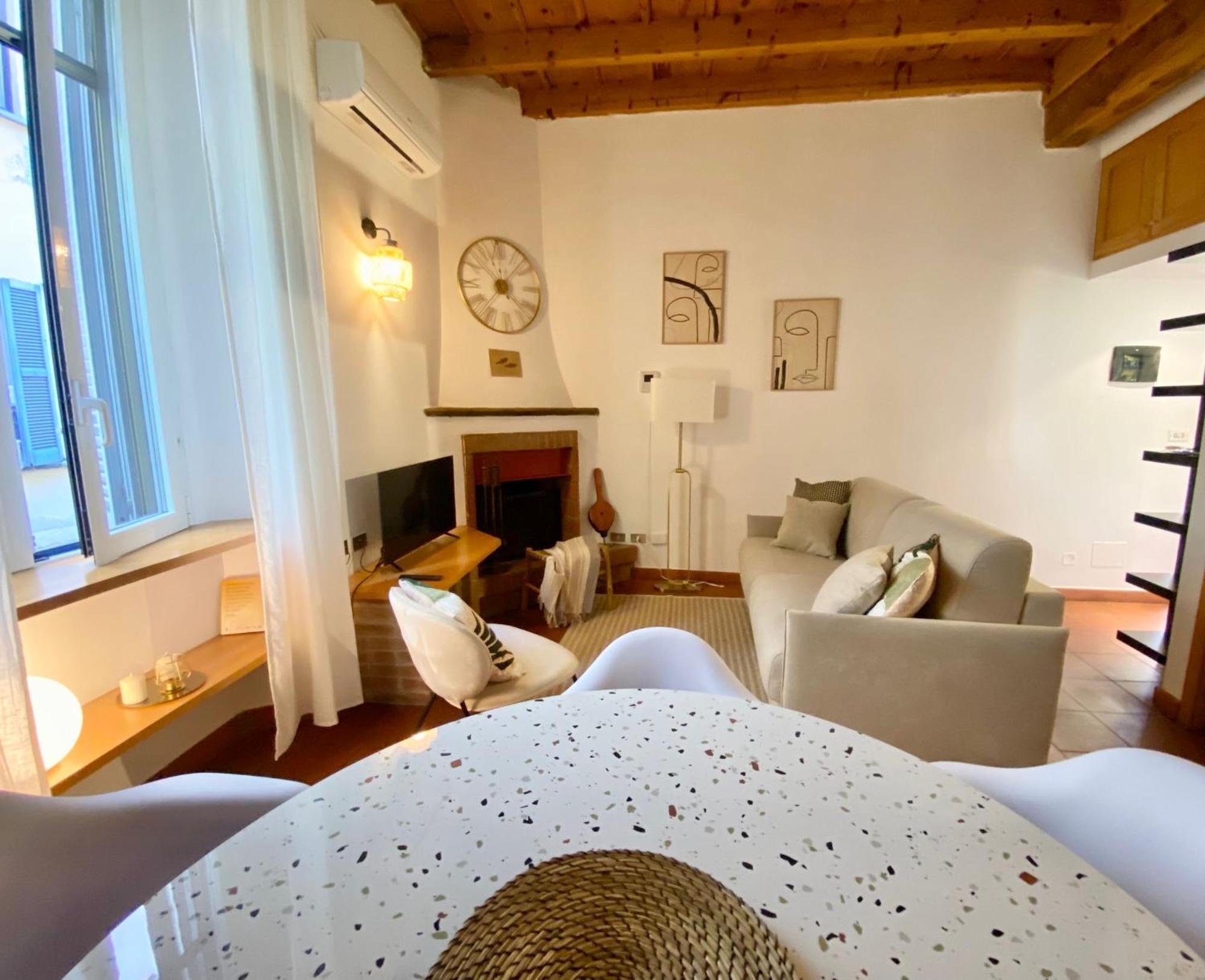 Urban House - Charming Home Navigli Milan Center Apartment Milan