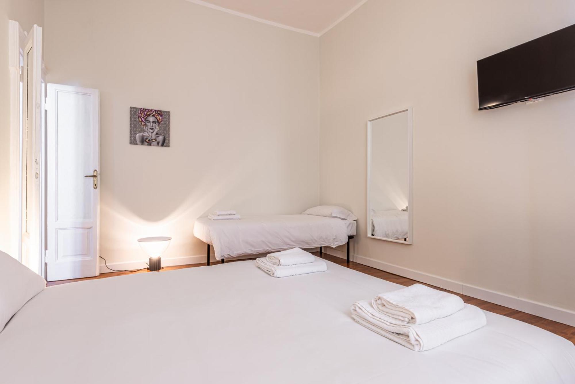 Cortivo House - Silva 45 Next To Metro Lotto Appartement Milaan