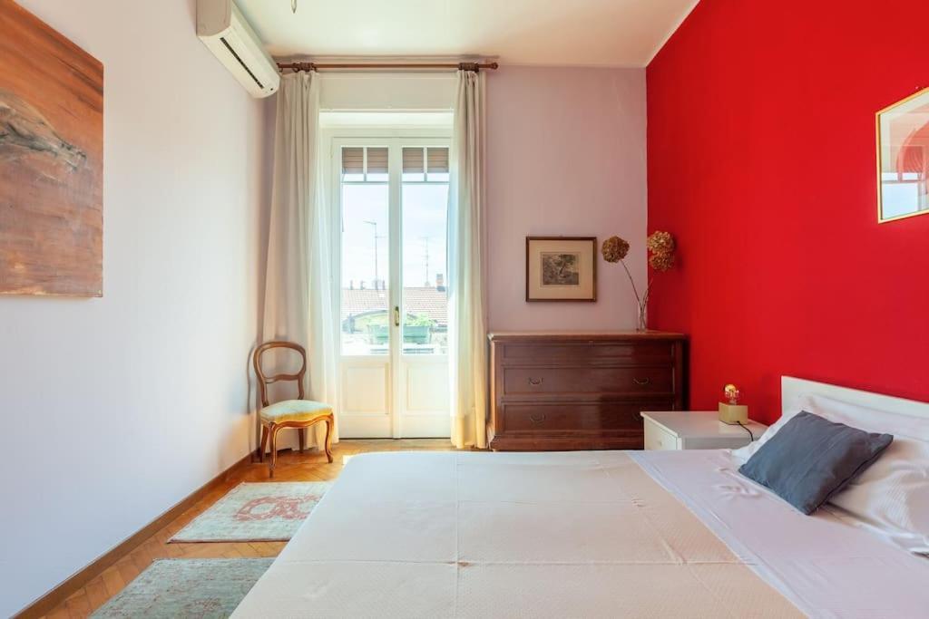 Appartement Sunshine-filled On Subway *