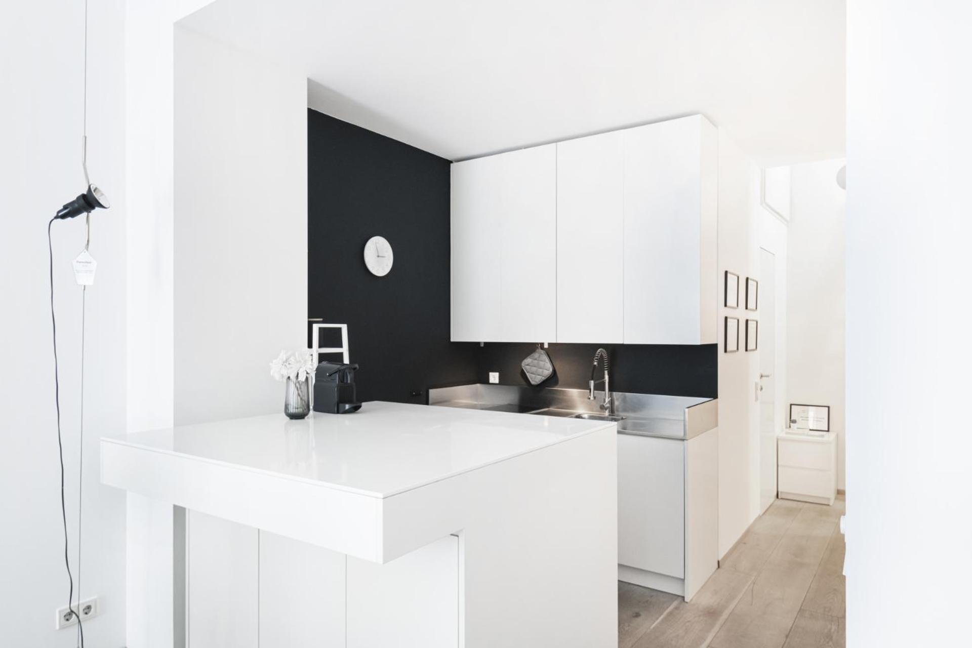 Easylife - Moderno In Moscova/brera *