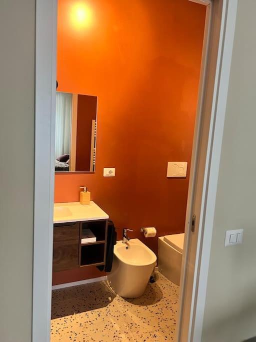Nuovissimo Monolocale Con Cucina E Terrazzo