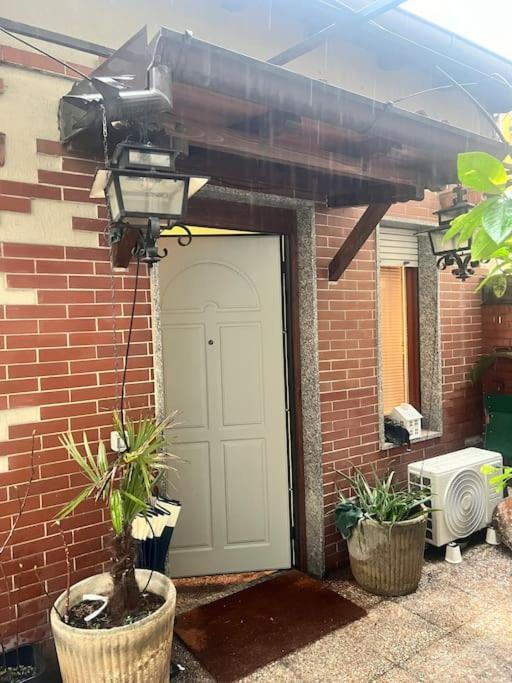 Appartamento Nuovissimo Monolocale Con Cucina E Terrazzo Milano