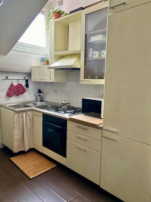 Sky-view Flat In Appartement