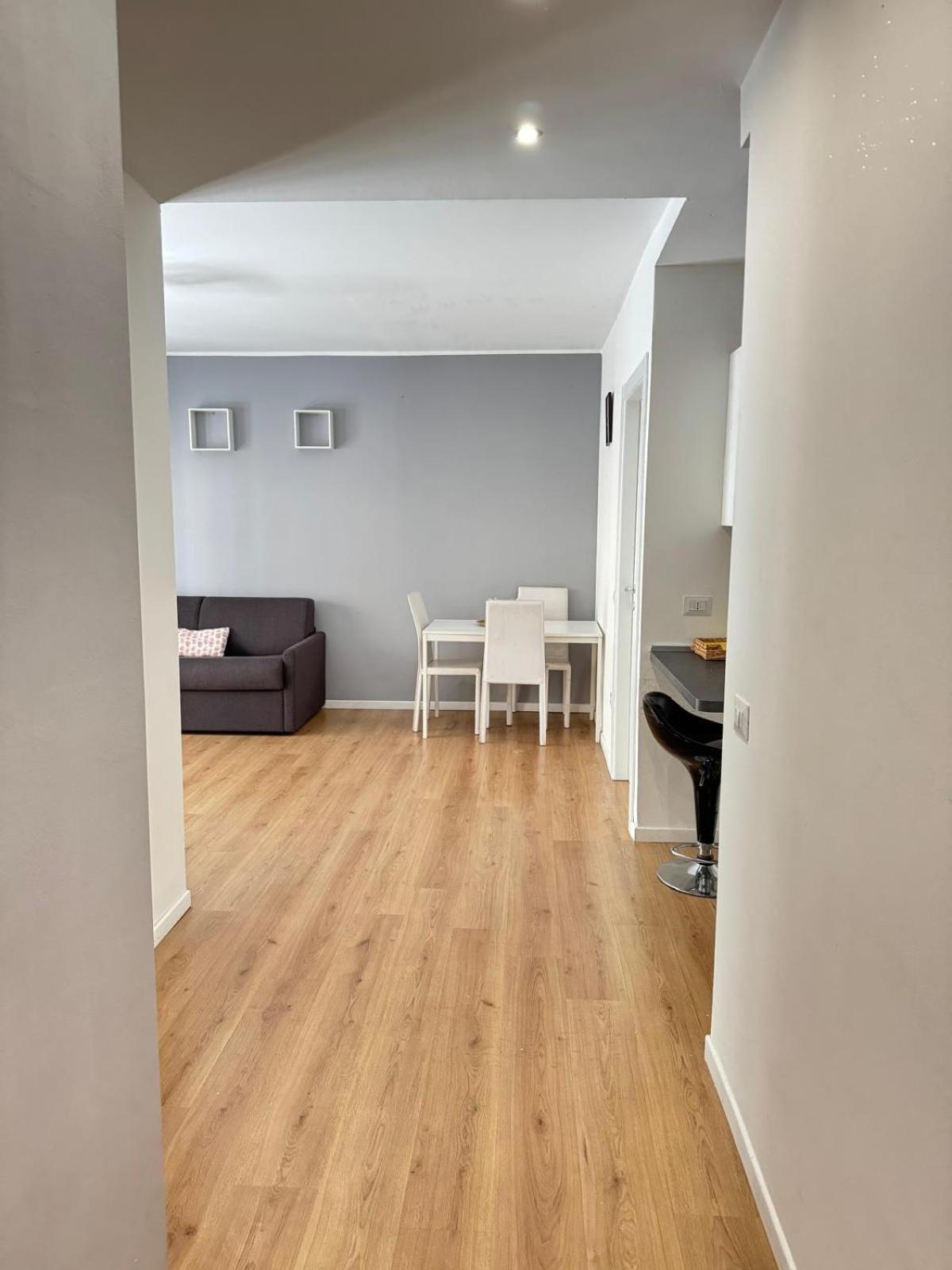 Apartment Lux Fara Milan