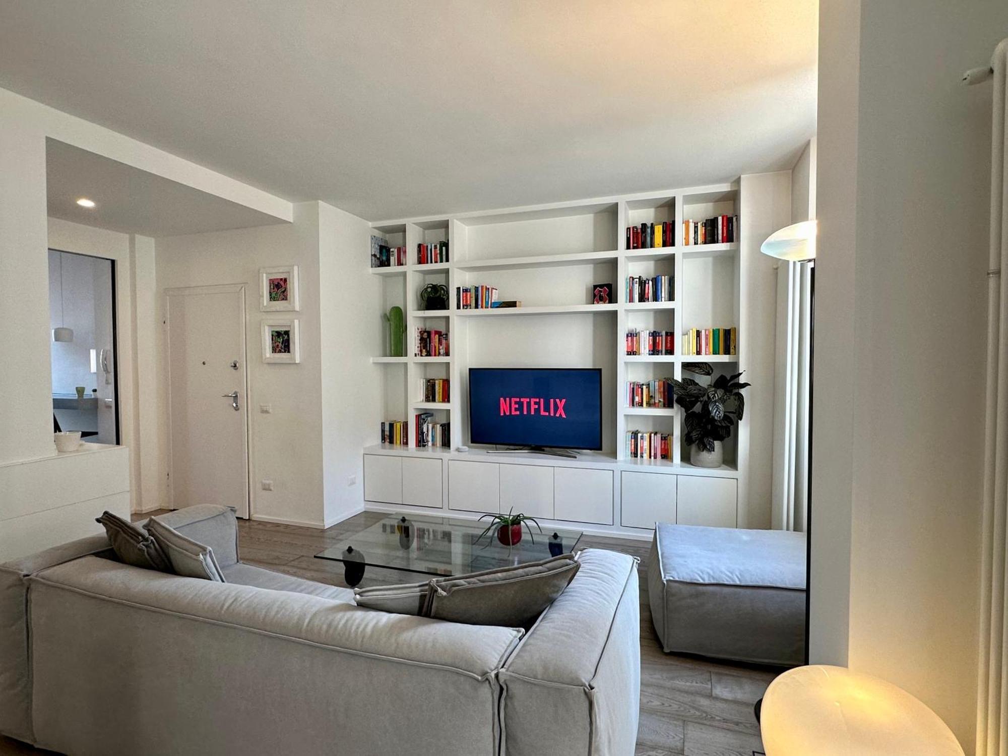 New Luxury Modern Flat In Center - Navigli/duomo Leilighet