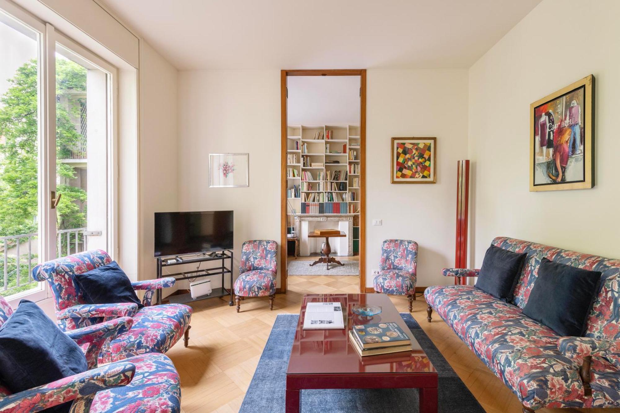 Classy Heritage Home, Center Leilighet