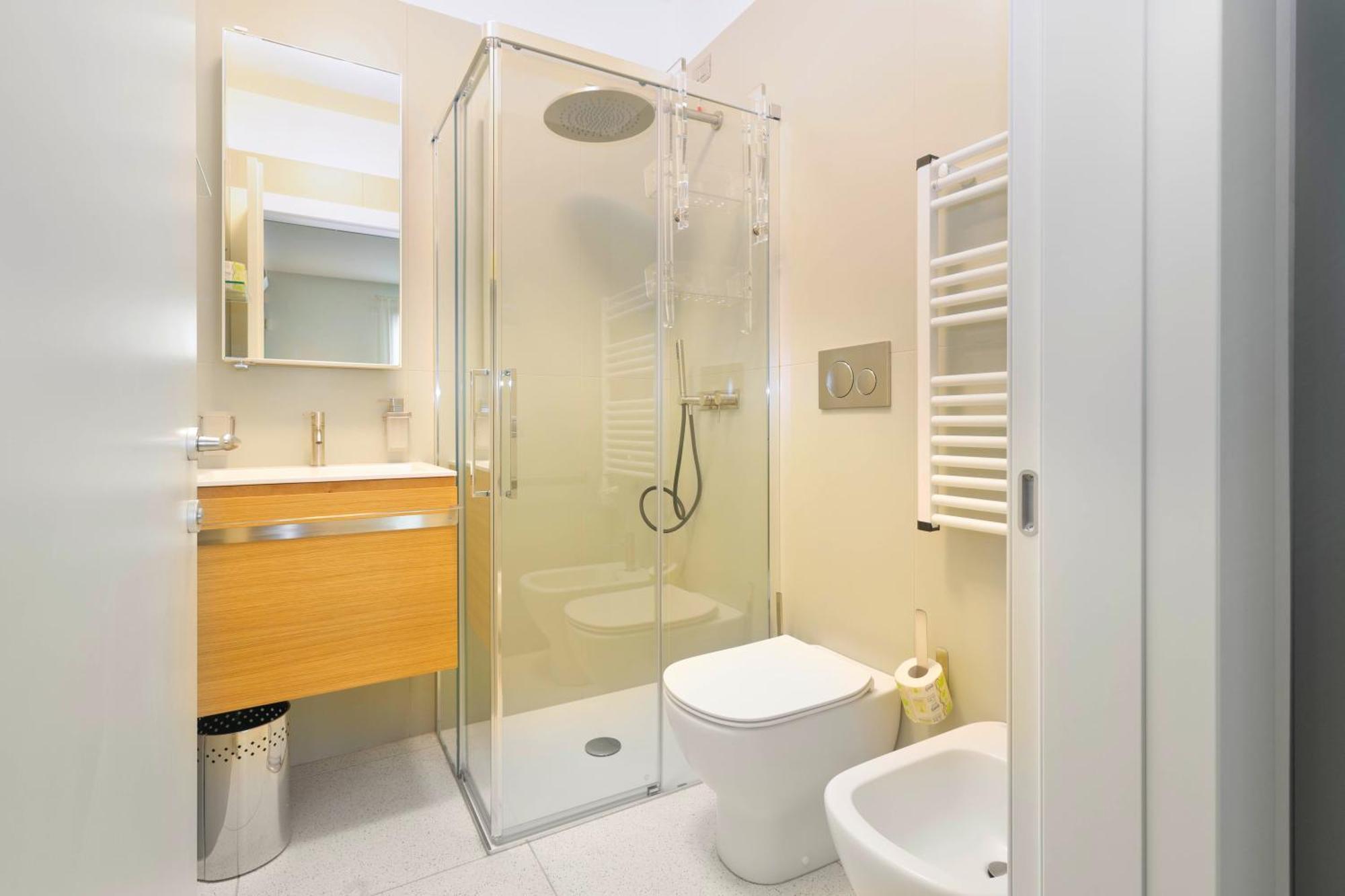 Luxury Con Terrazza, Palestra, Cowork & Box Privato Ferienhaus *