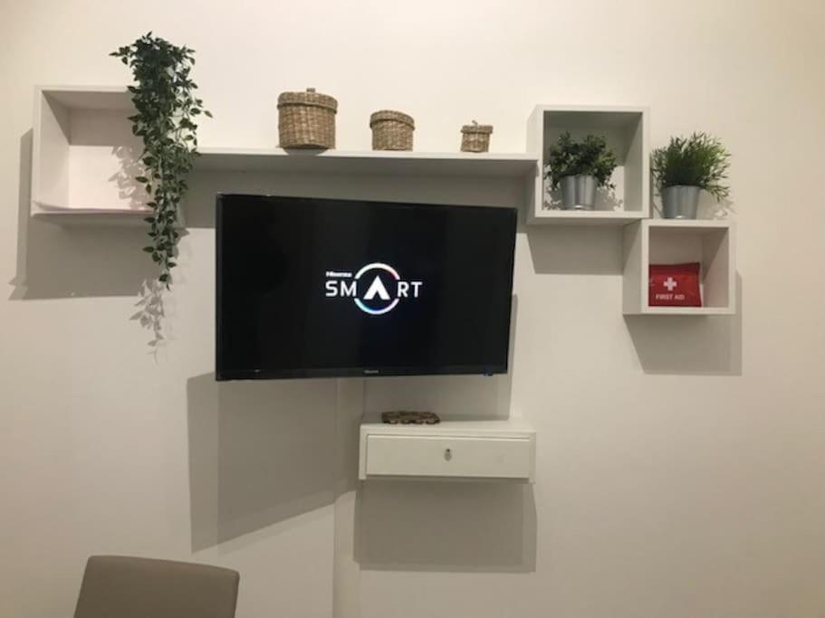 Splendido Bilocale Stazione Apartment *