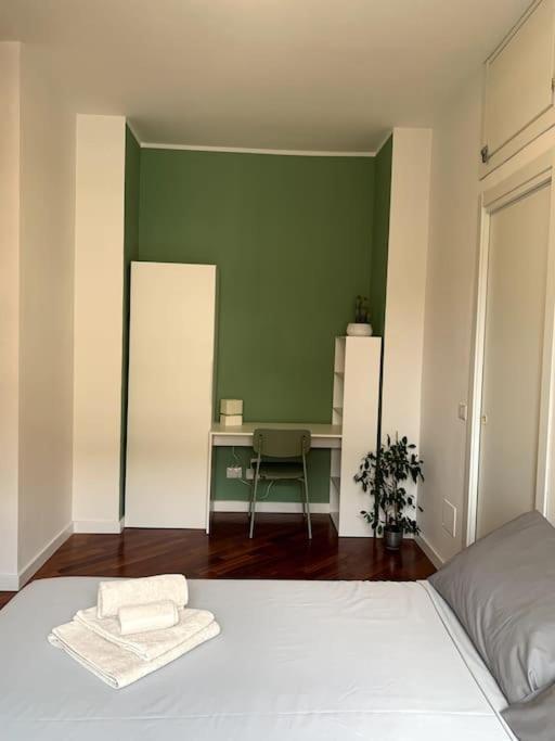 House - 20 Min From Center, Free Wifi And Private Parking Milano