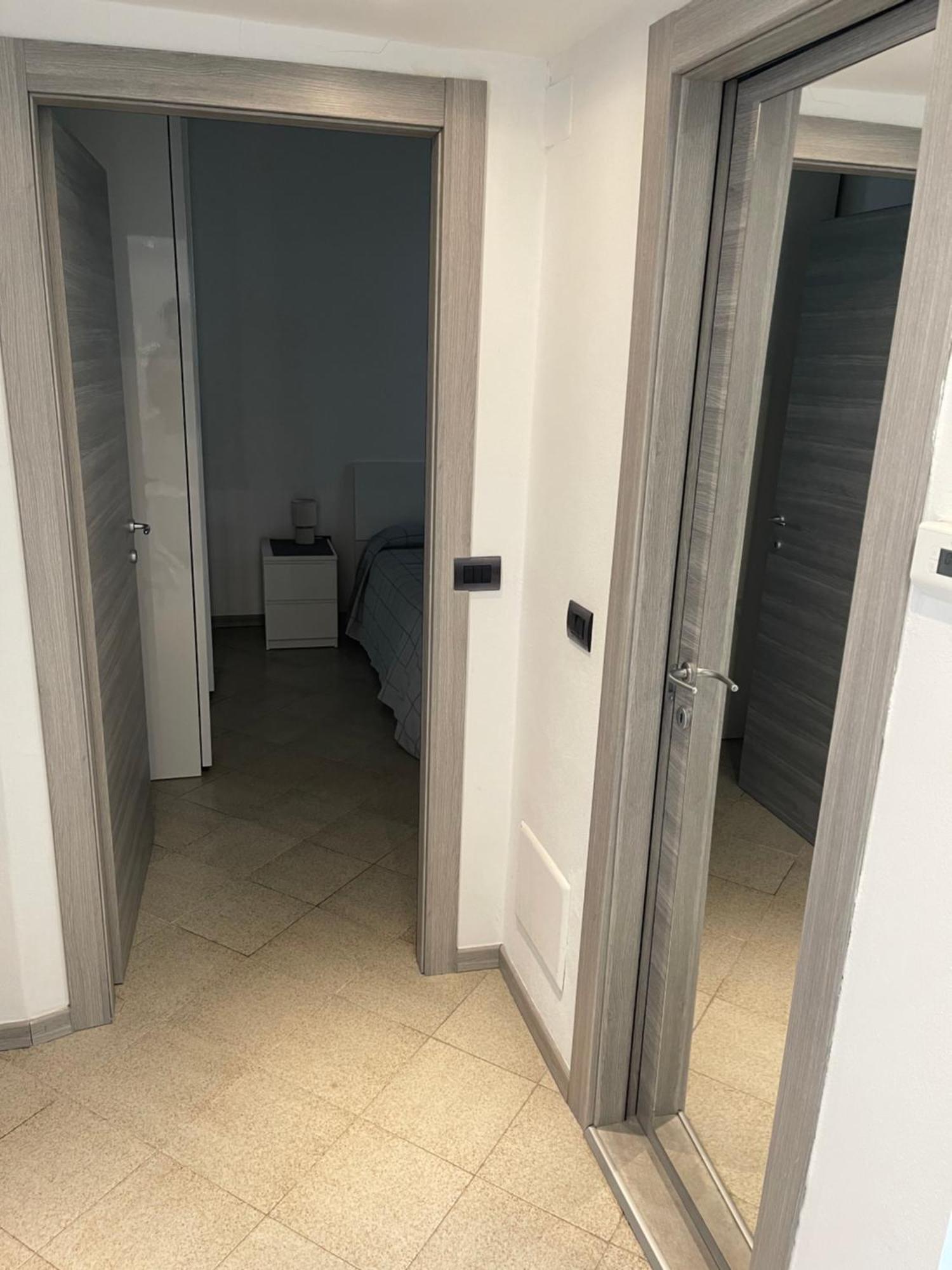 Apartment Bilocale Zona Navigli Milan