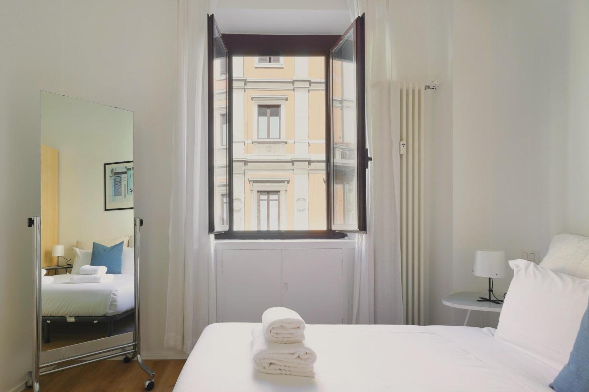 Just Urban - Bright And Functional - Corso Genova * Milano