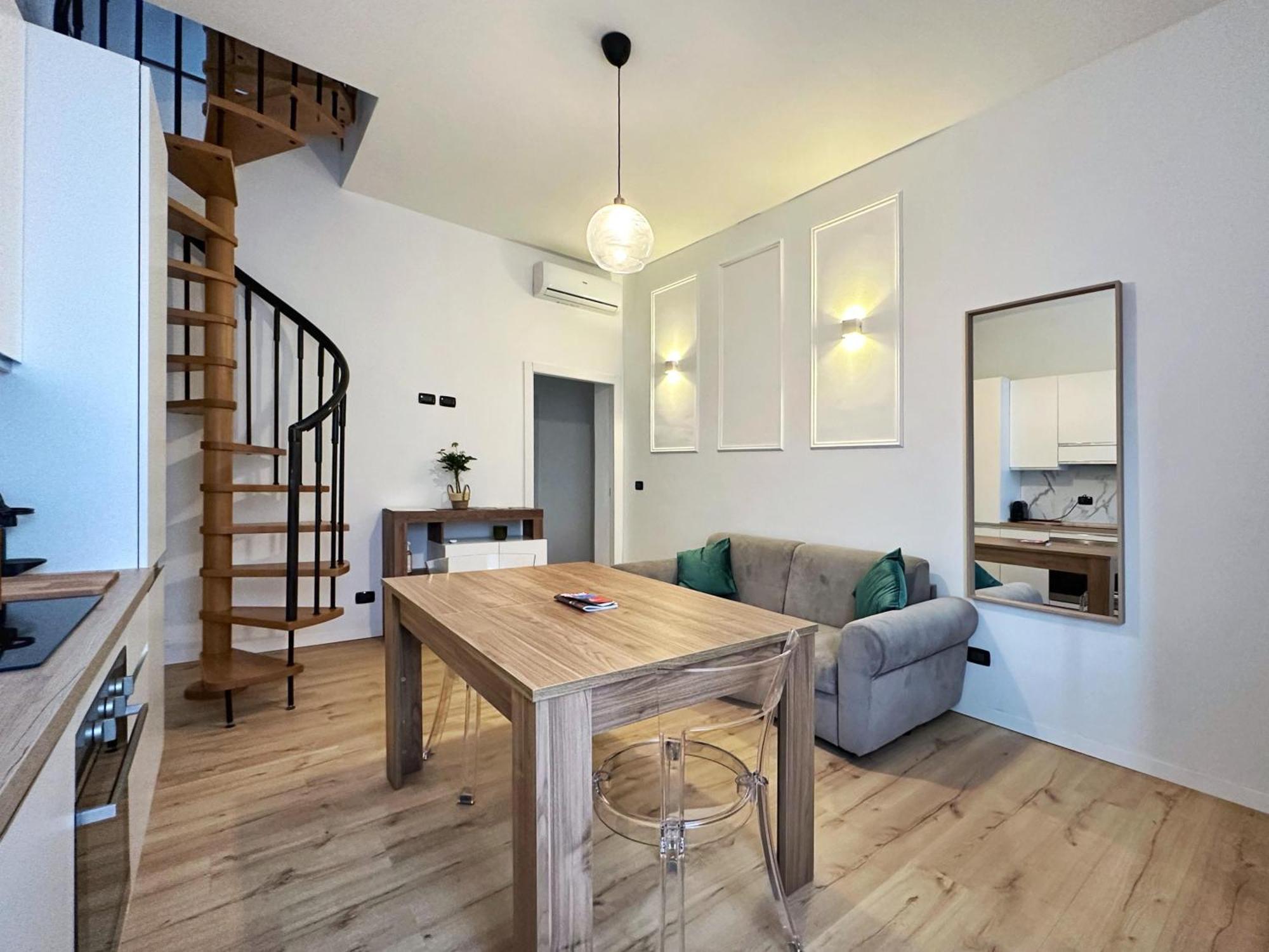 Casa Enea - Luxury House Navigli Appartement