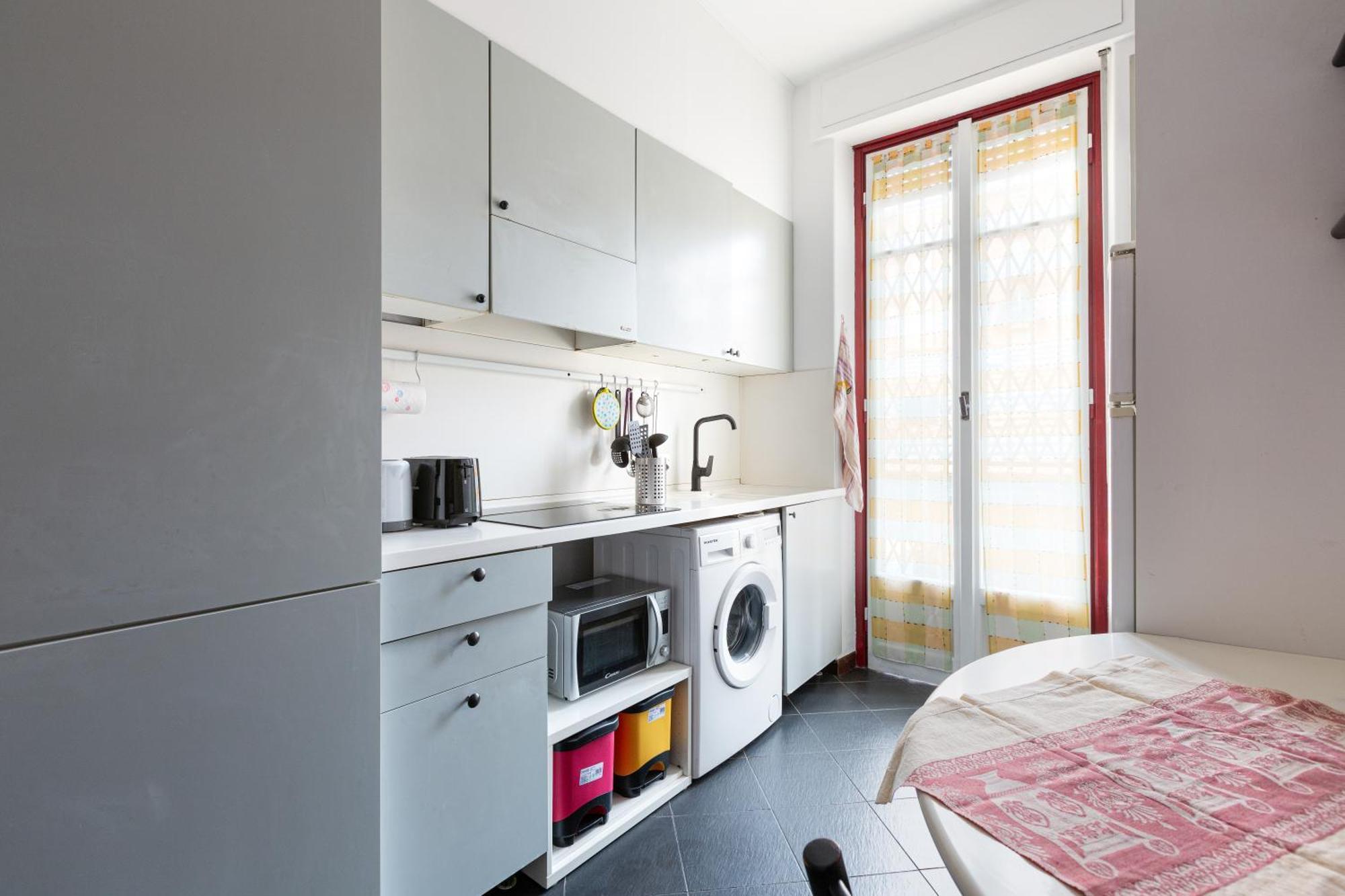Lejlighed De Angeli M1 - Colorful With Balcony!