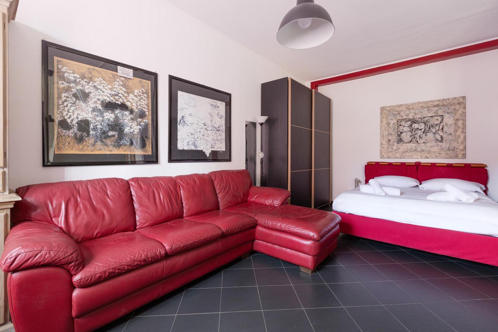 De Angeli M1 - Colorful With Balcony! *