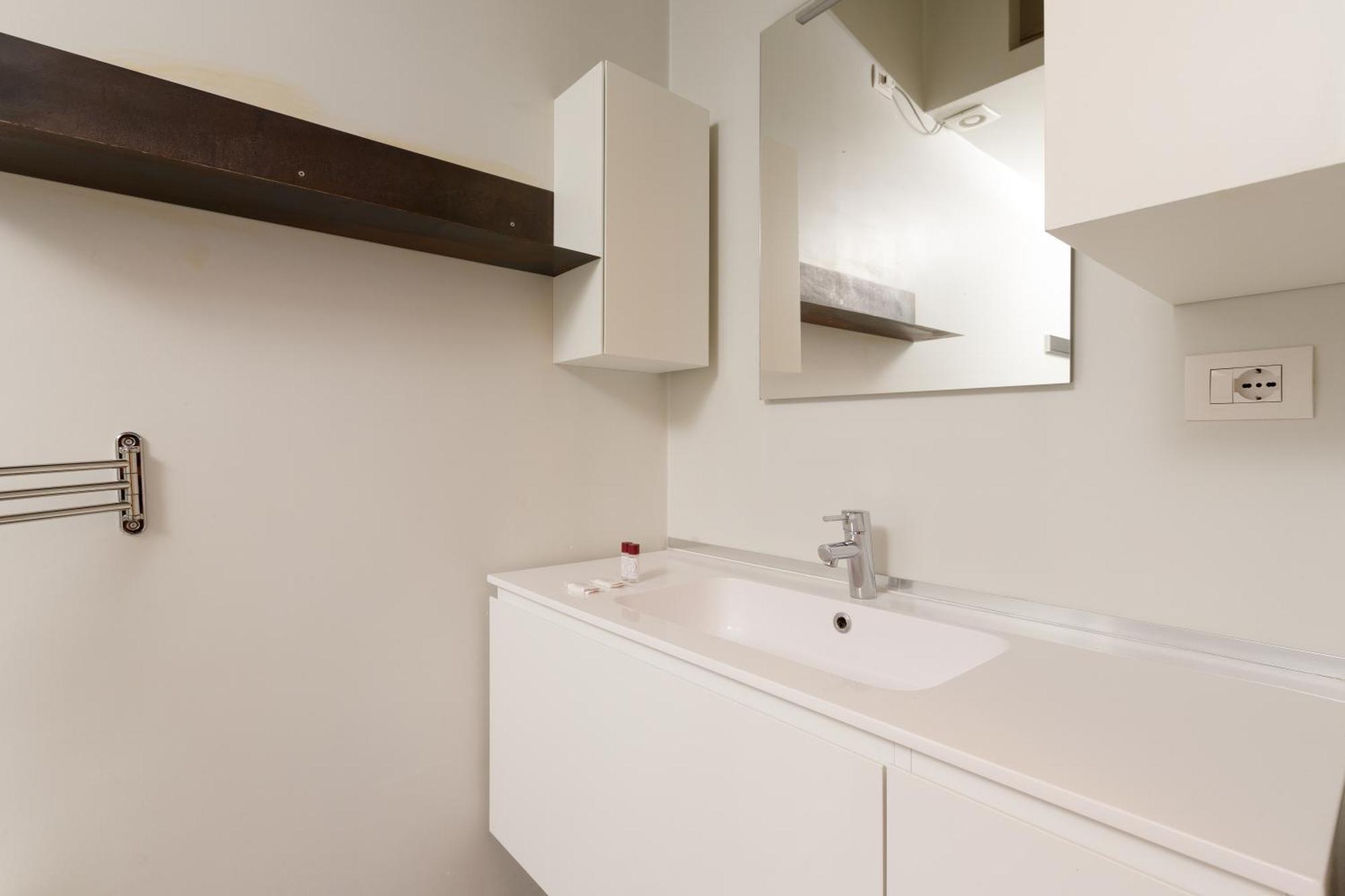 Modern 280m From Arco Della Pace! Mailand