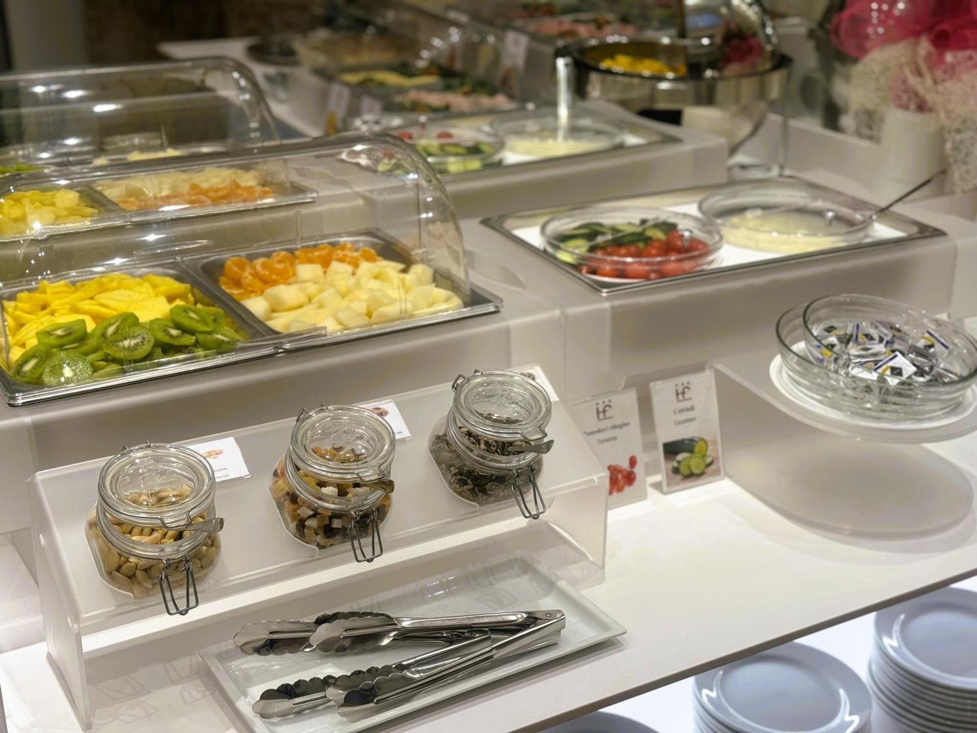 Hotel Flora 3*