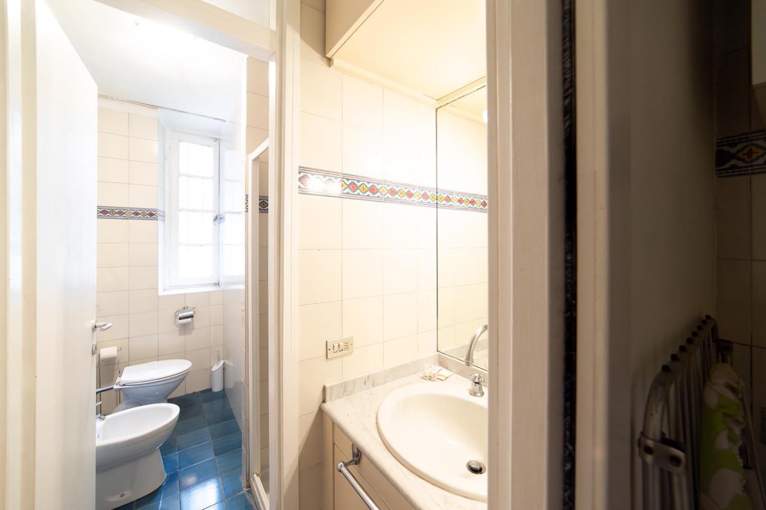 Hbhall Navigli 2 Milano
