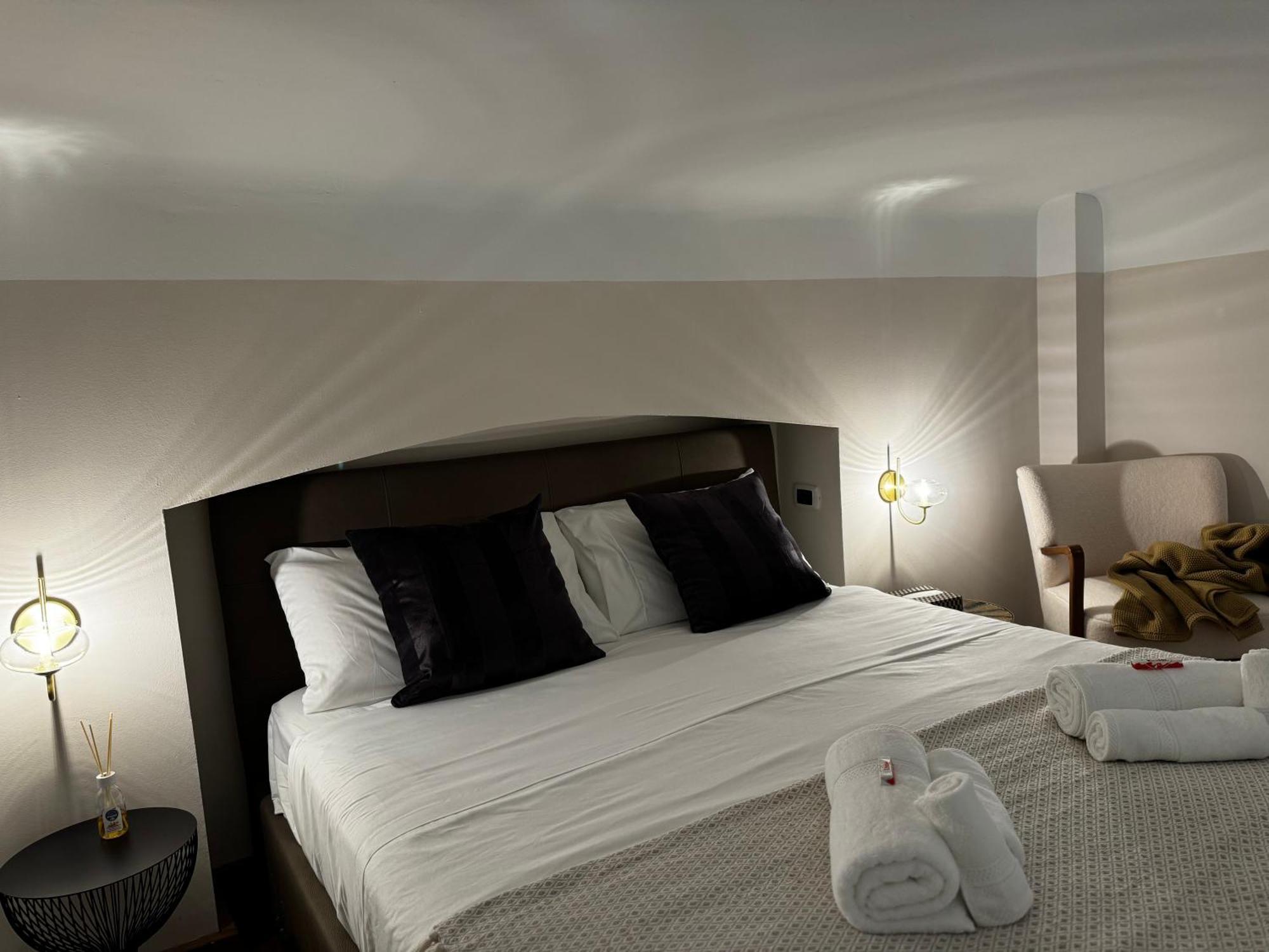 Regina In Verona - Sky Tv, Wifi E Breakfast Box Milaan