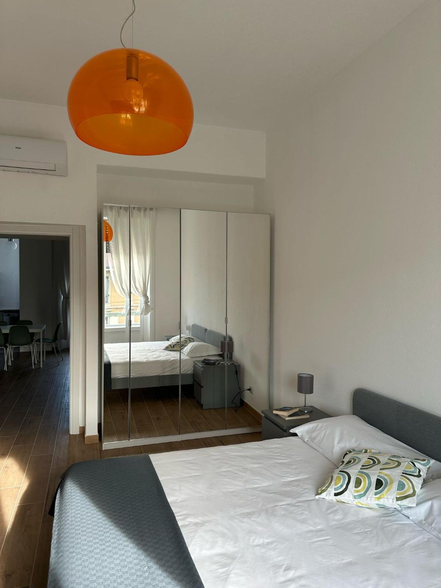 Leilighet New With Balcony, Isola Bosco Verticale Milano
