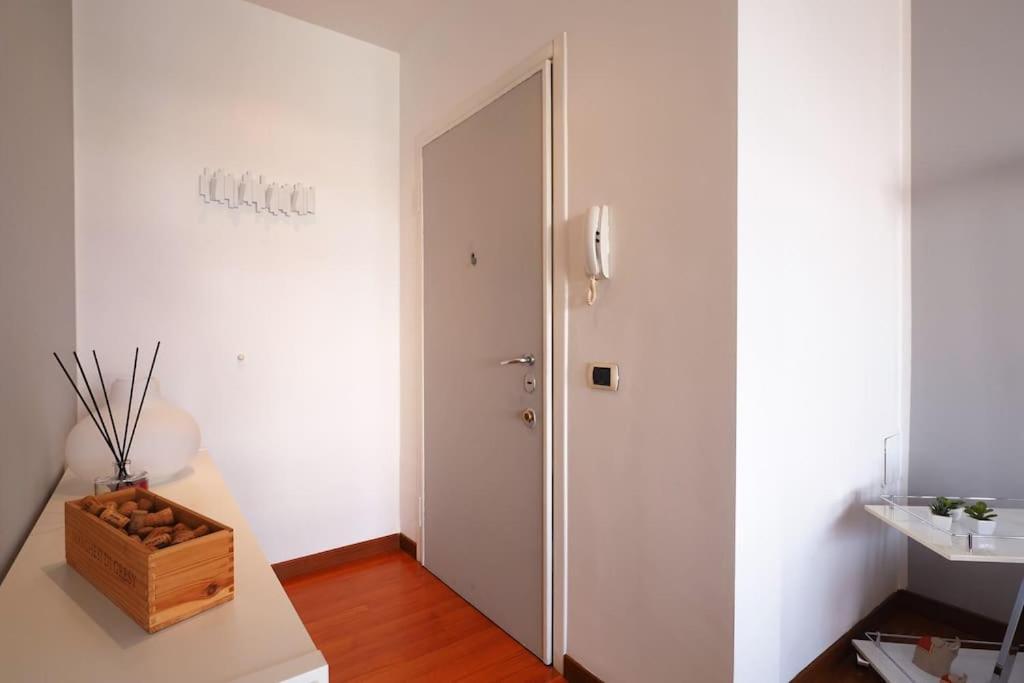 Apartment Ampio Bilocale Life - Mirable Pm *