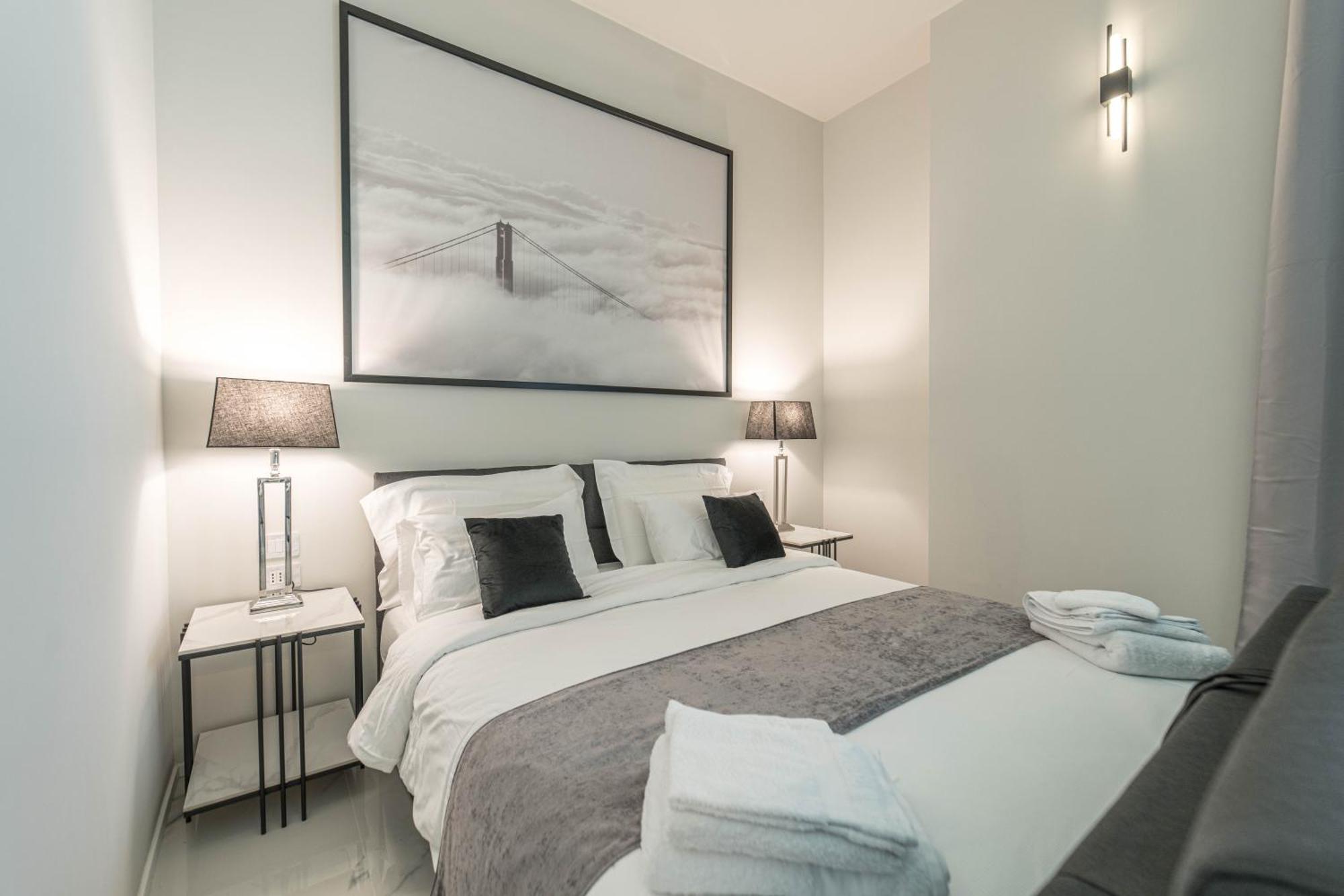 Lejlighed Moscova Luxury New *