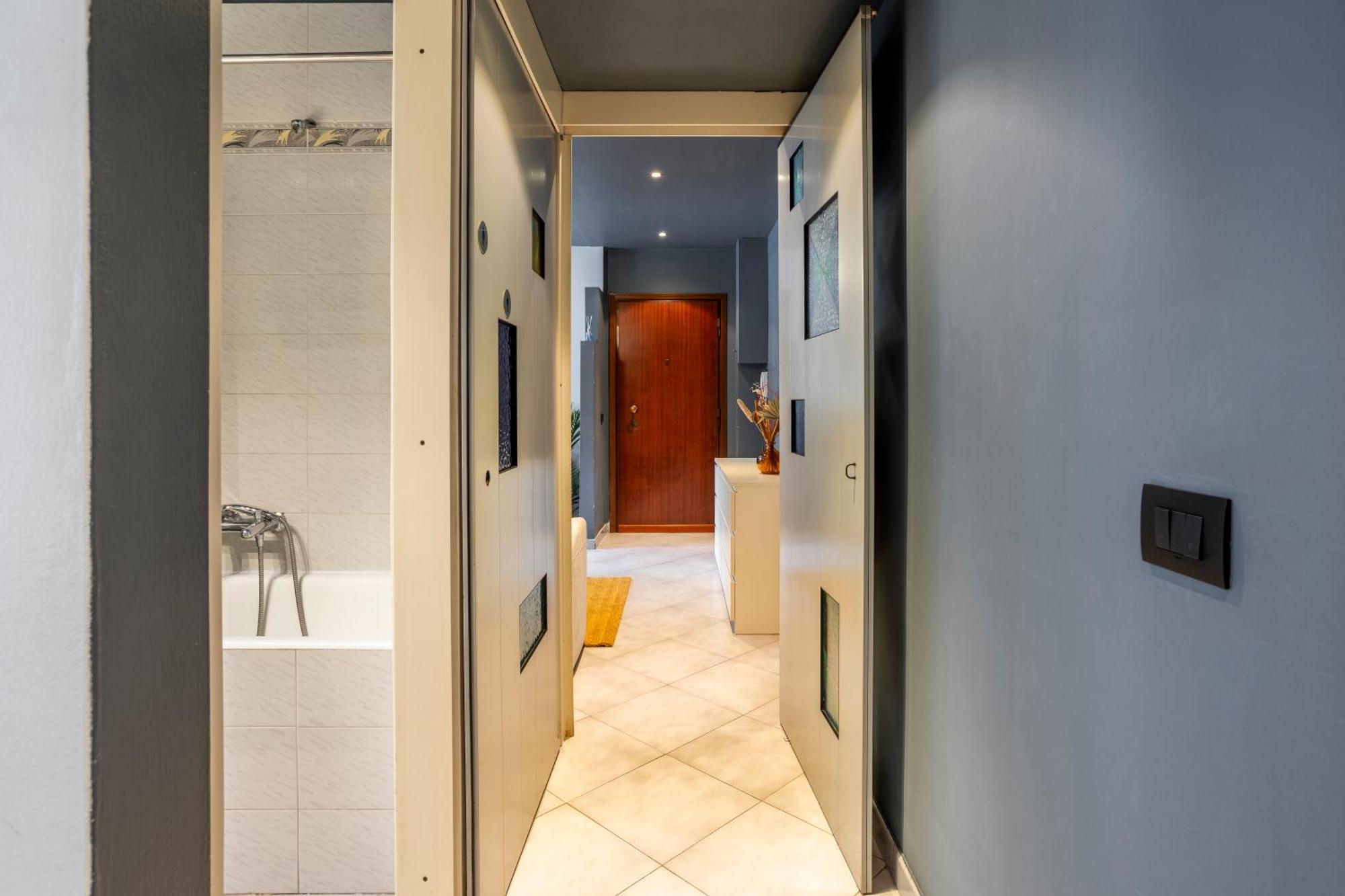 Appartement - 10 Minutes To Duomo And Train Station Milaan
