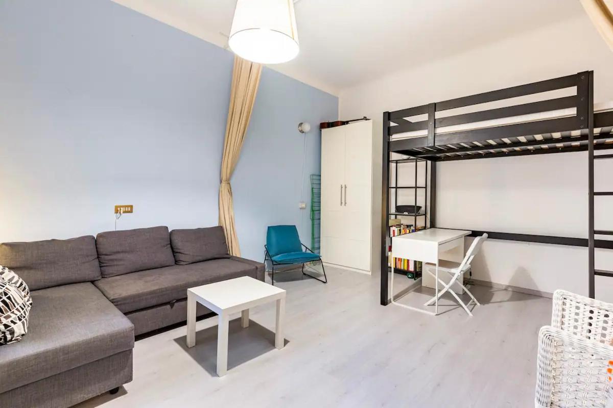 Appartamento 12 Minutes From Duomo - Modern Loft *