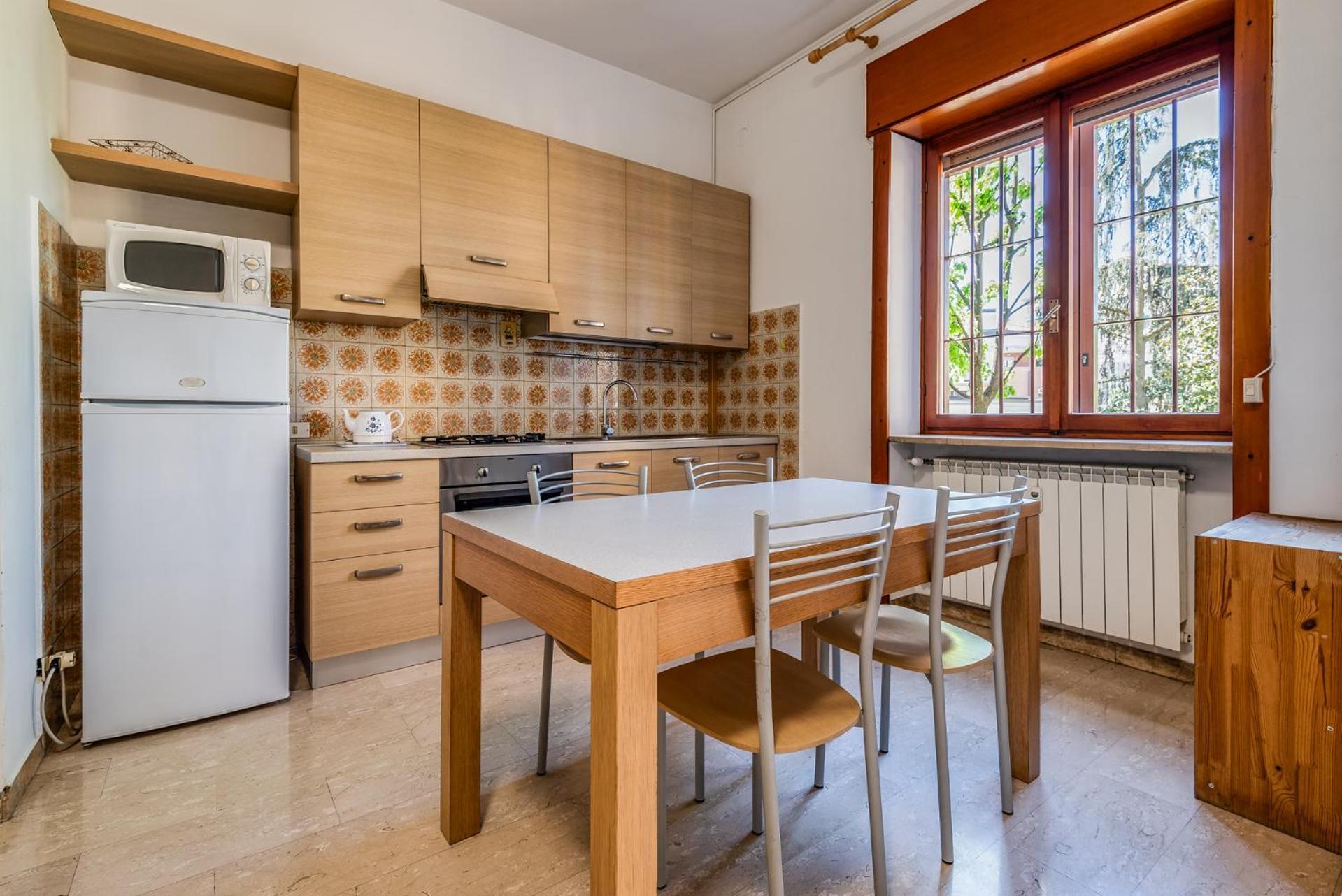 3pax Wifi- Via Tosi Leilighet *