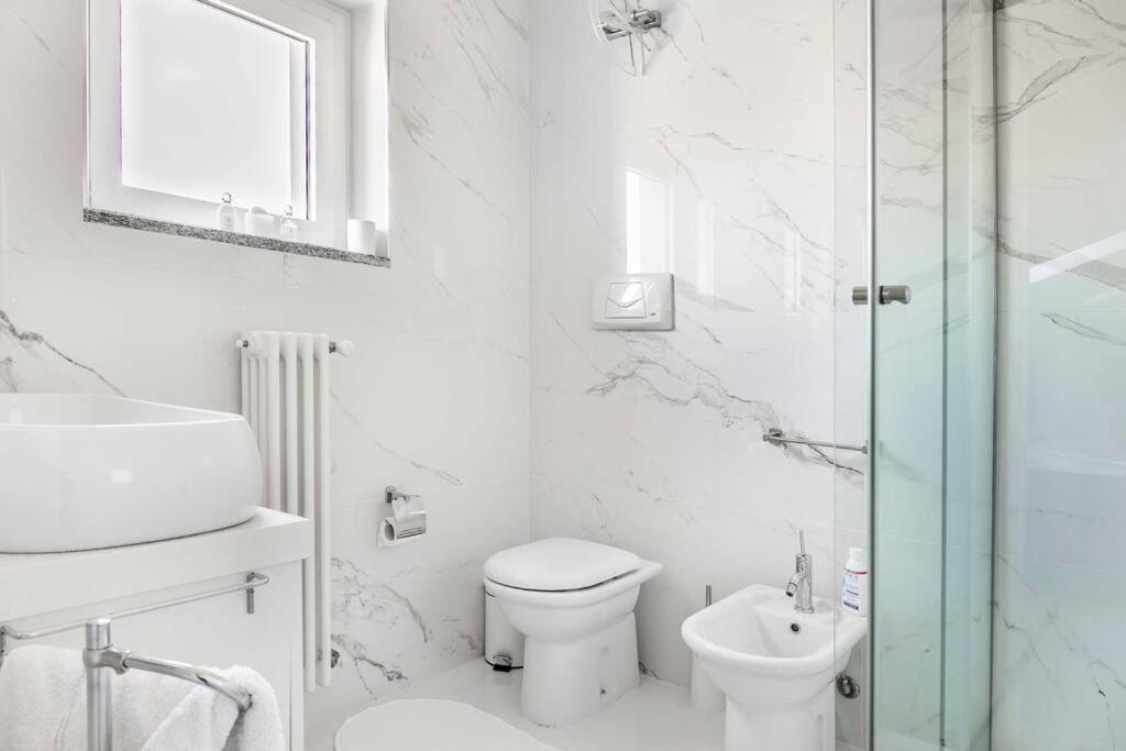 Apartment Jacuzzi Duomo - Free Parcking Ac Wi-fi *
