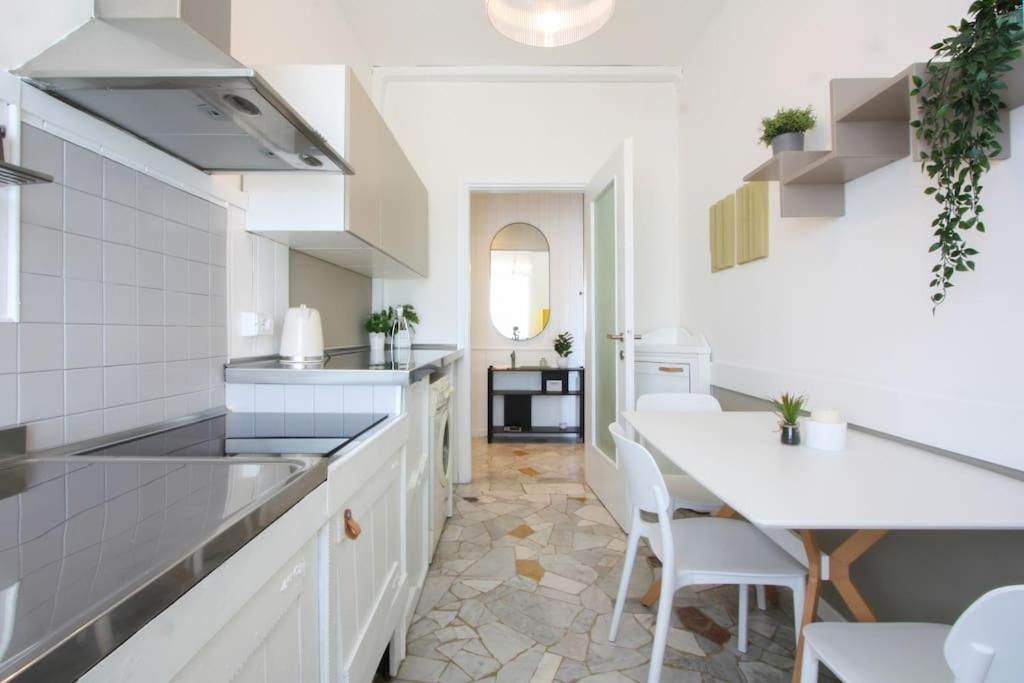 Apartment Primaticcio Metro E Aria Condizionata