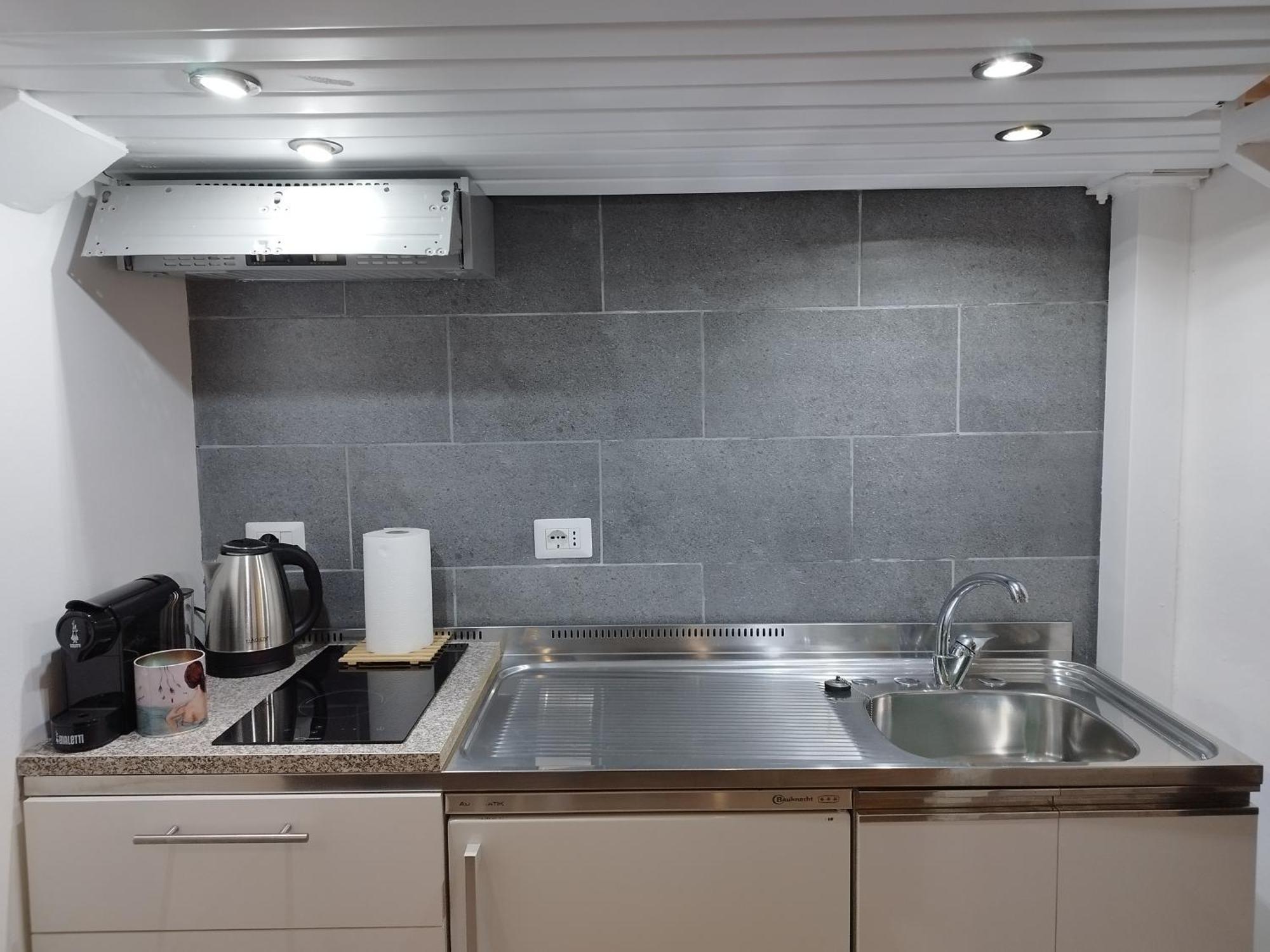 Spazio Susa - Loft Vicino Alla Stazione M4 - Susa
