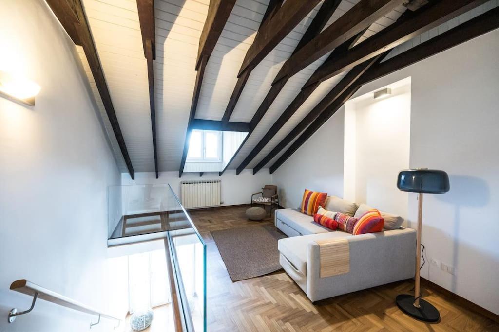 Apartment Wonderfull Two Floors Navigli Milan