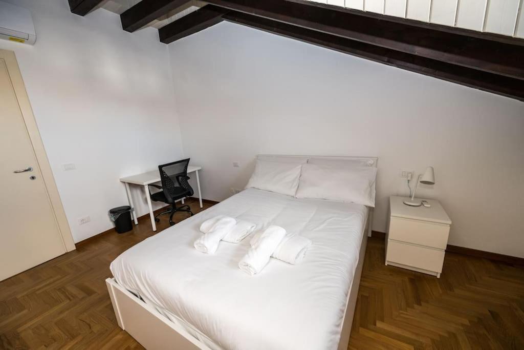 Apartment Wonderfull Two Floors Navigli Milan