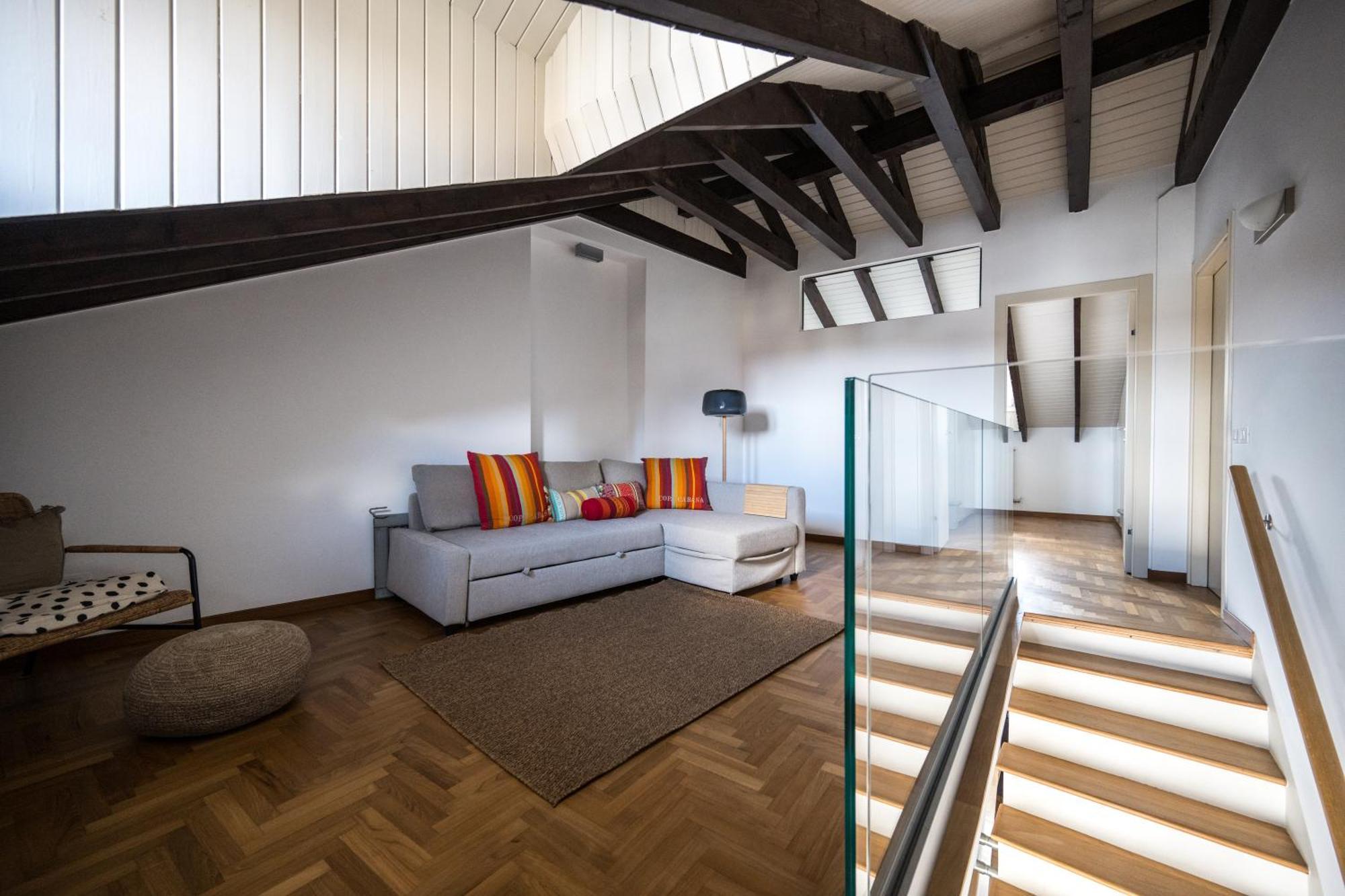 Wonderfull Two Floors Navigli Apartment Milan