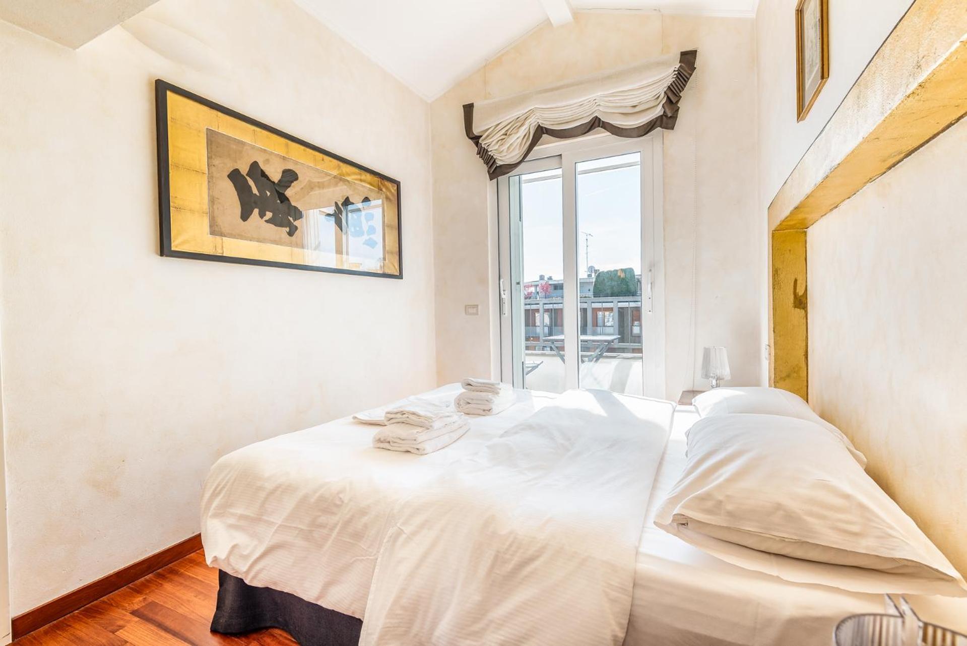 Brand New Central Beatrice D'este * Milano
