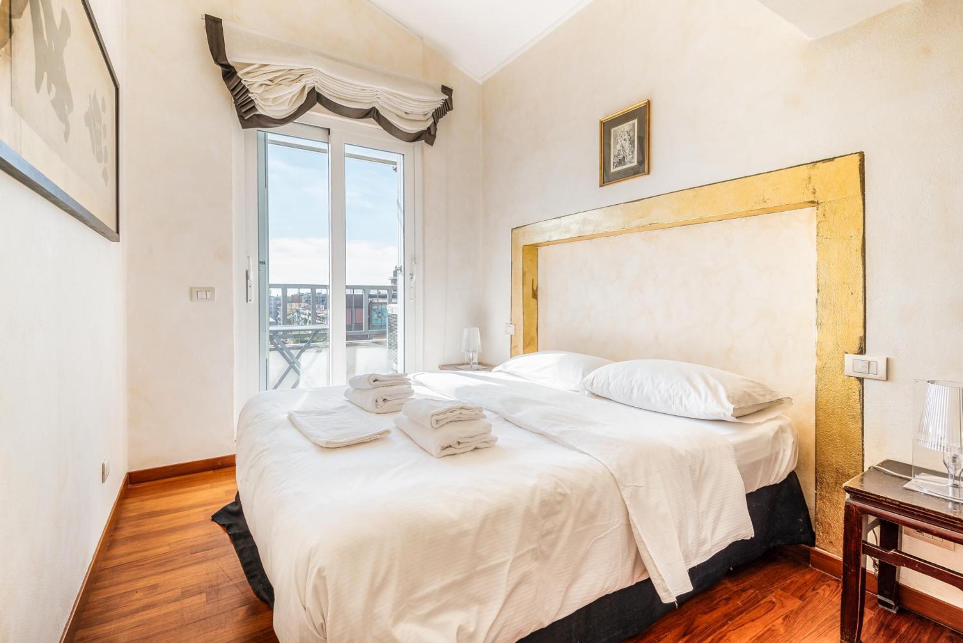 Brand New Central Beatrice D'este * Milan