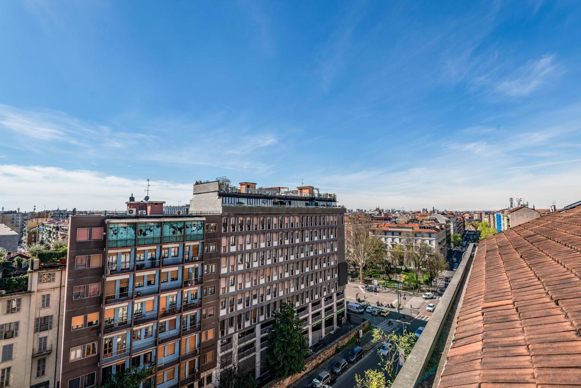 Brand New Central Beatrice D'este *