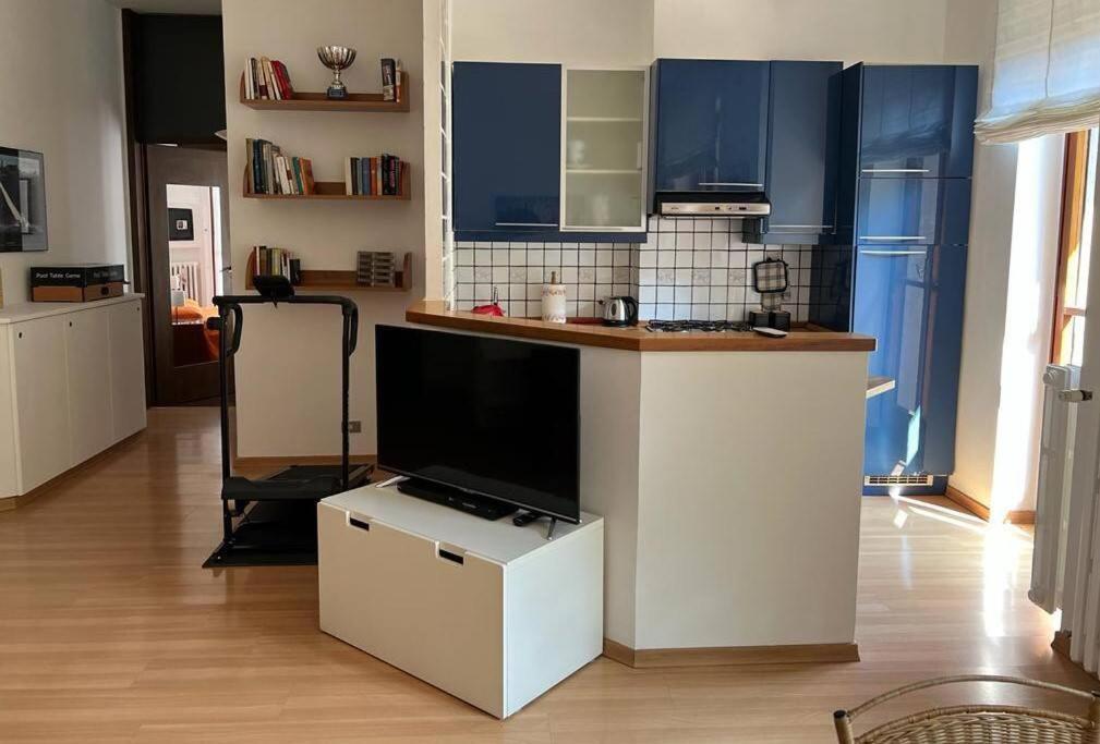 Nice And Cosy Flat In Central Area Apartment