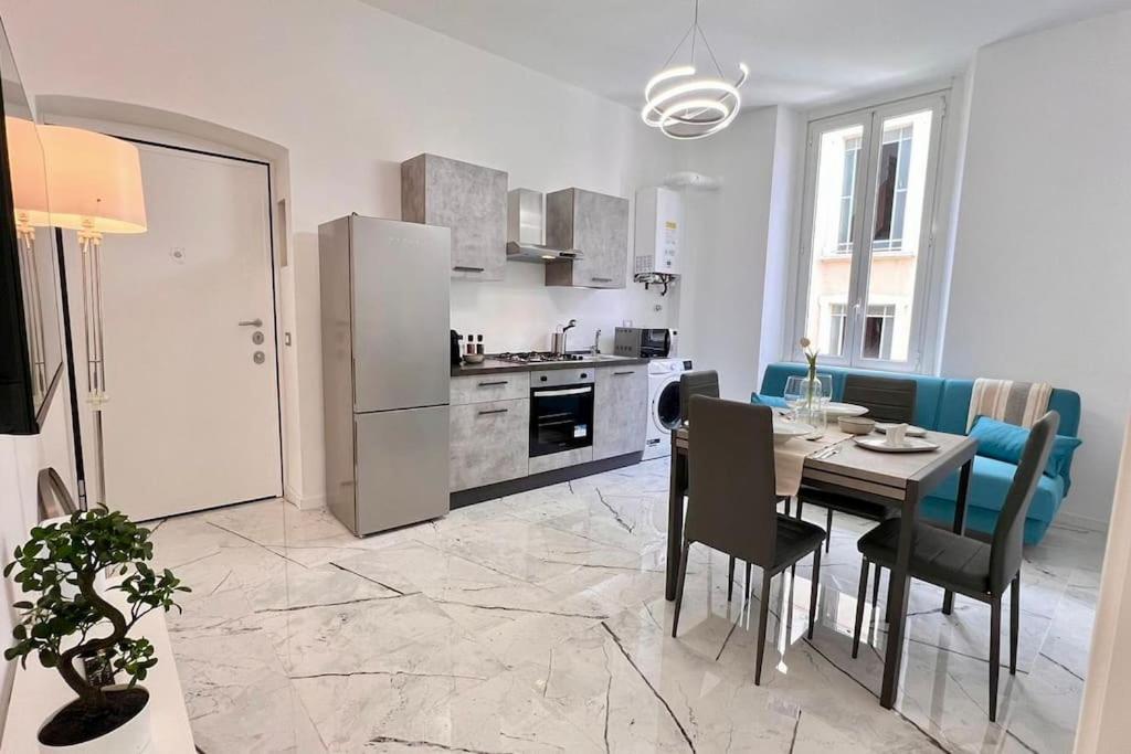 Urban House - Modern Flat Navigli Milan Center *