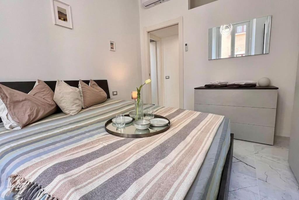 Urban House - Modern Flat Navigli Milan Center Apartment Milan