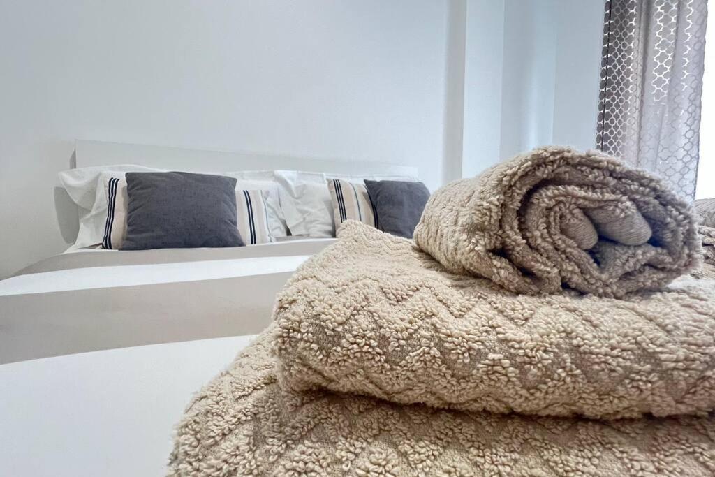 New And Elegant On The Navigli Netflix E Milano