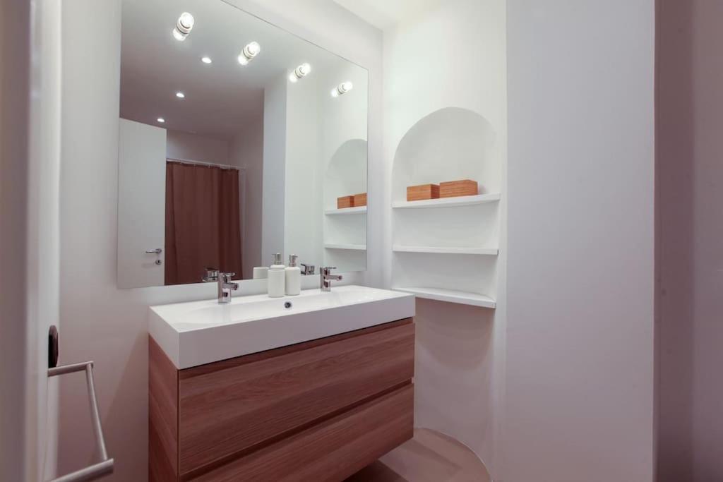 Hacca Collection - Brera & Fashion District - Bright 2br Lejlighed *