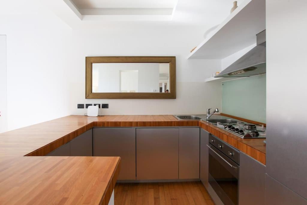 Hacca Collection - Brera & Fashion District - Bright 2br Lejlighed *