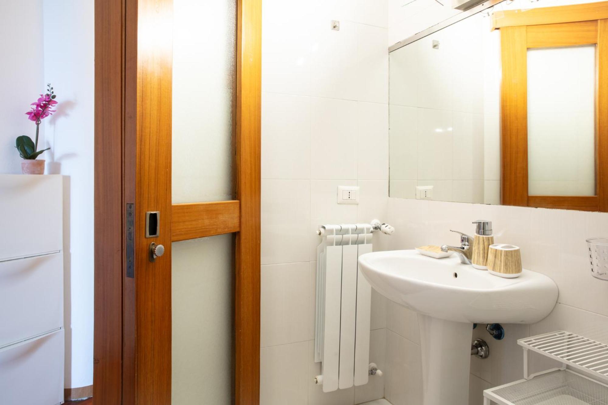 Dehomes - Porta Nuova Business * Milan