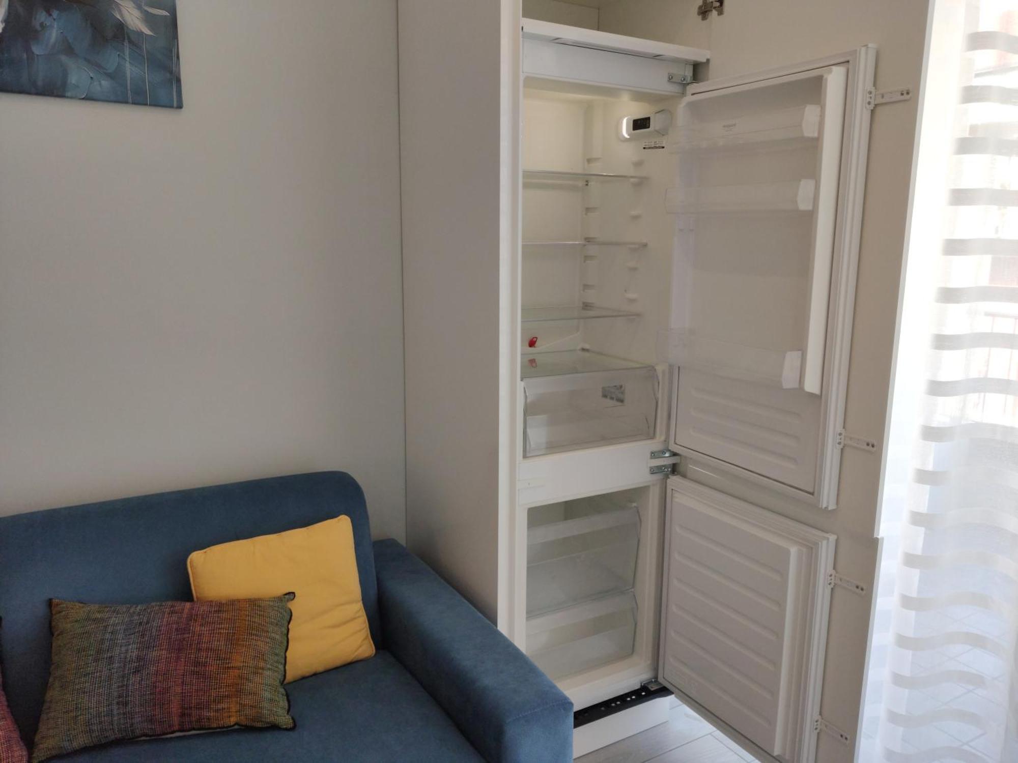 Matthias - - Modern And Cozy Flat, Close To The Metro - 10min From Station Milano