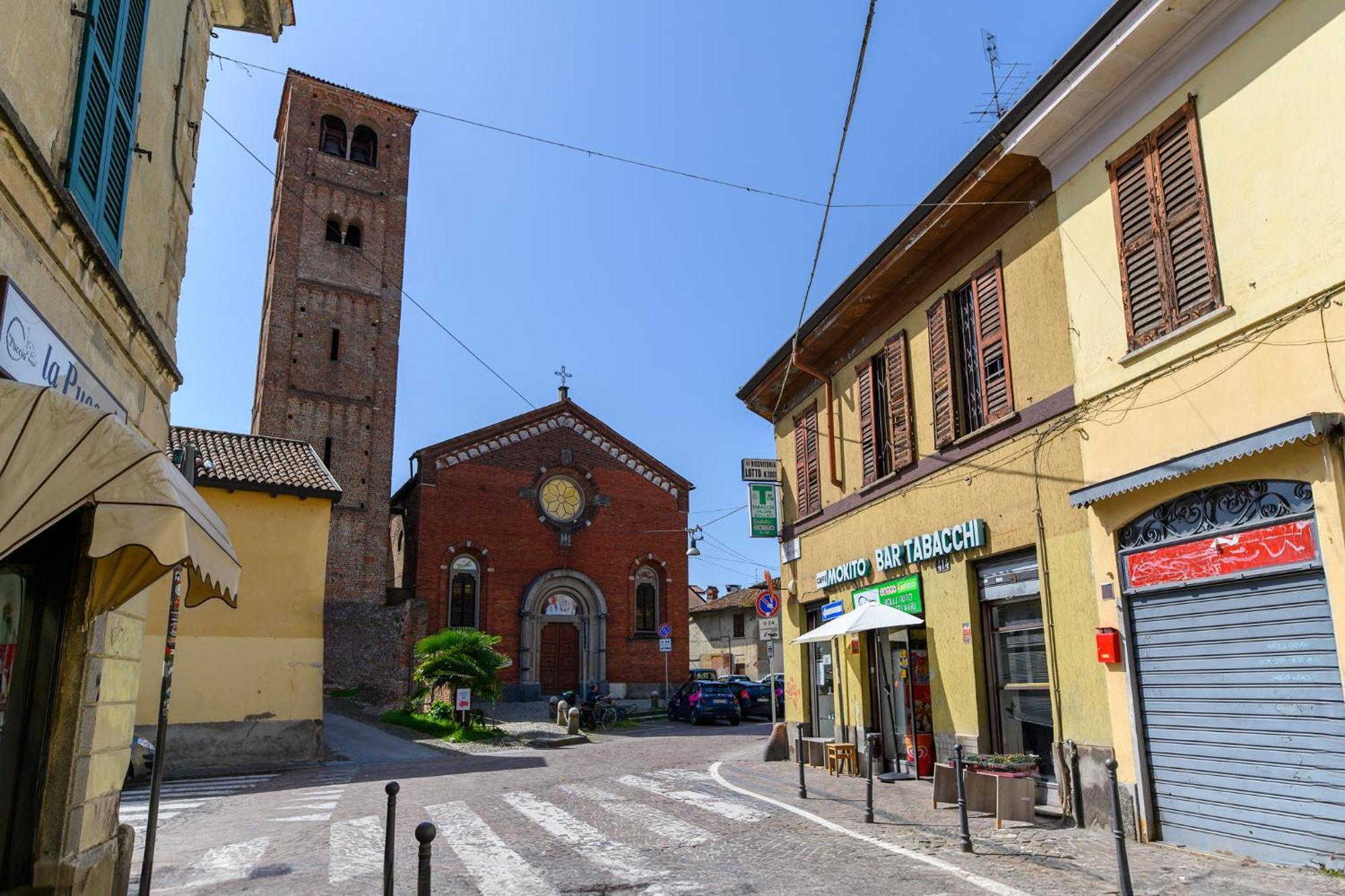 Charming Modern In Medieval Courtyard Appartamento Milano
