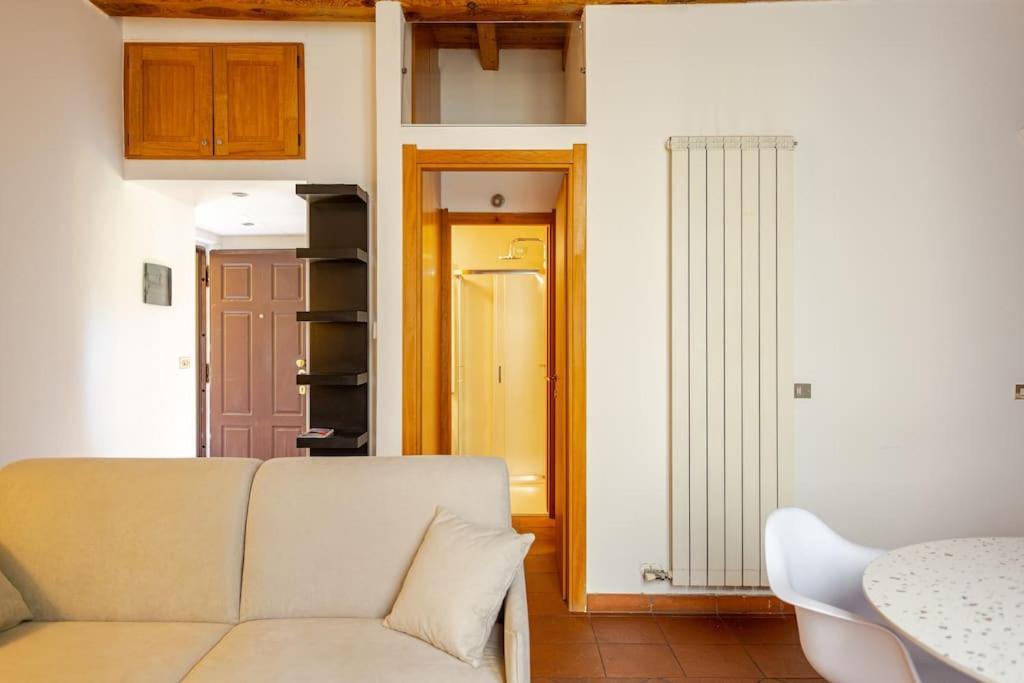 Apartment Urban House - Charming Home Navigli Milan Center Milan