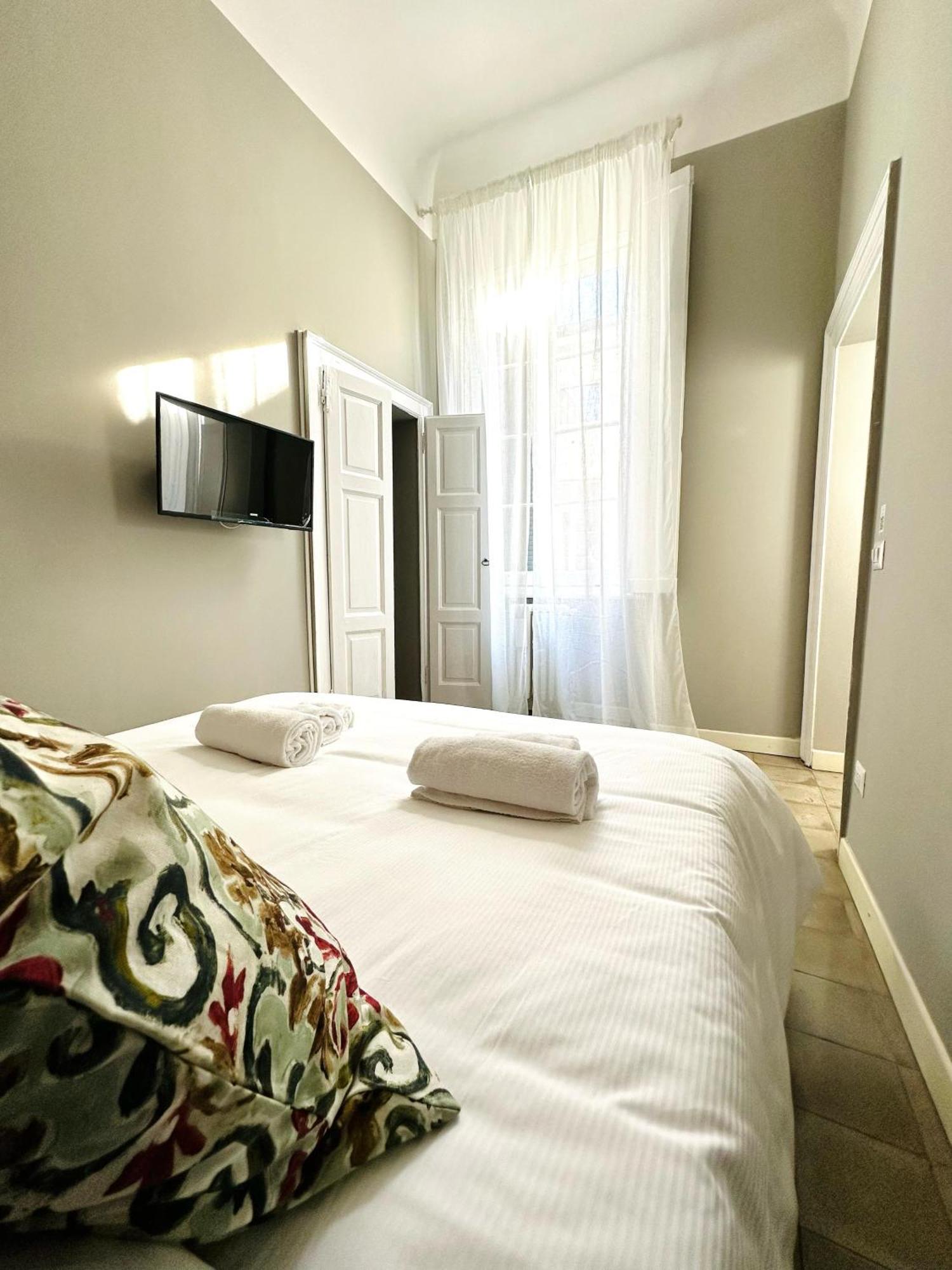 Nerino House, Elegante E Tranquillo A 5 Minuti Dal Duomo Apartment