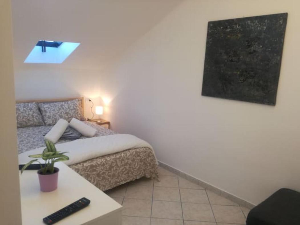 Bilocale Mansardato Zona Corso Buenos Aires Mm1-mm2 Lippi 2 Apartment *