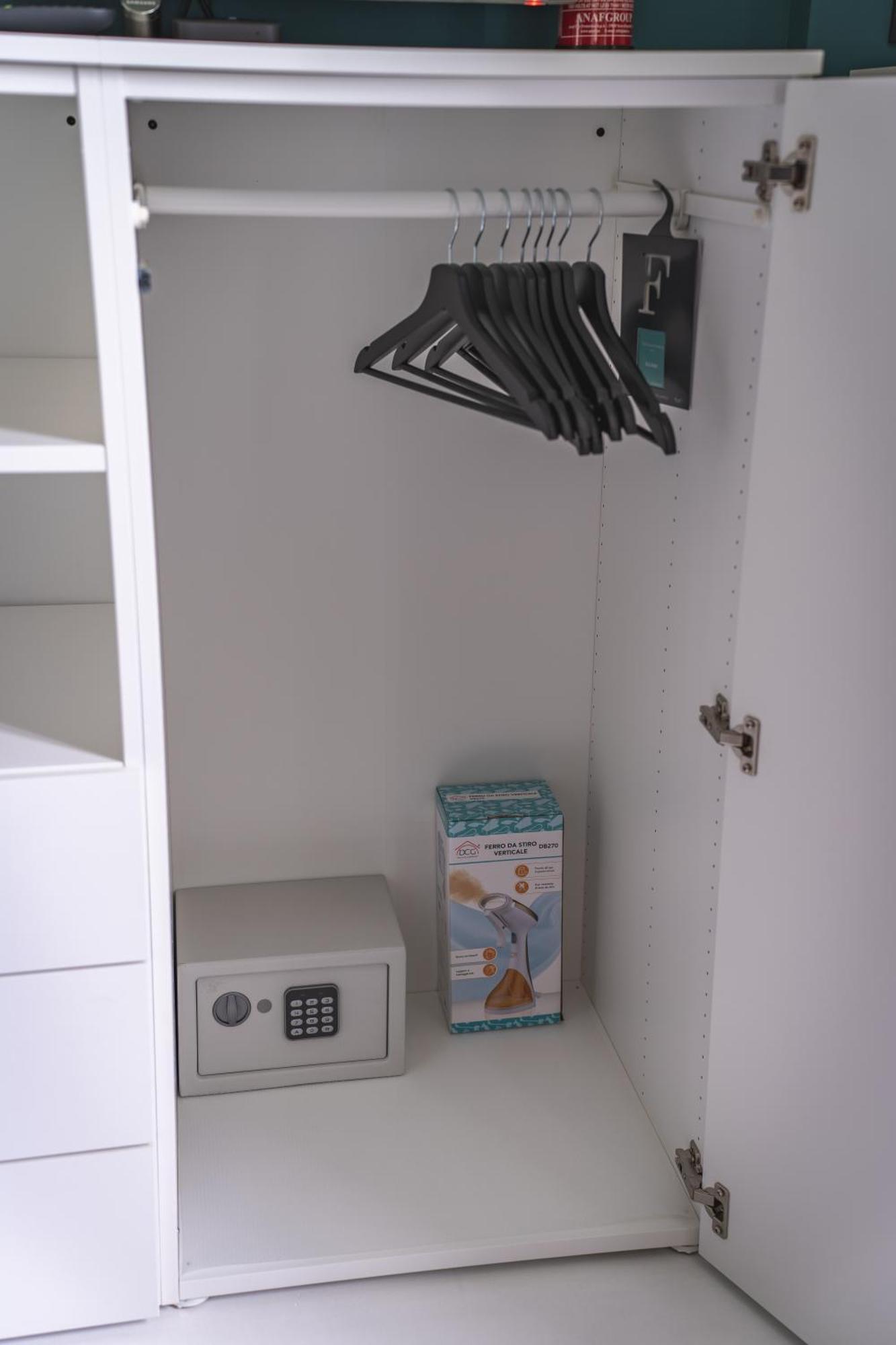 Wownavigli Apartment-sofa Bed Metro M4 Tram 2 Leilighet Milano